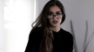 Sofie Reyez stepsister blowjob porn video