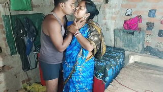 Raju kisses busty Indian MILF full scene